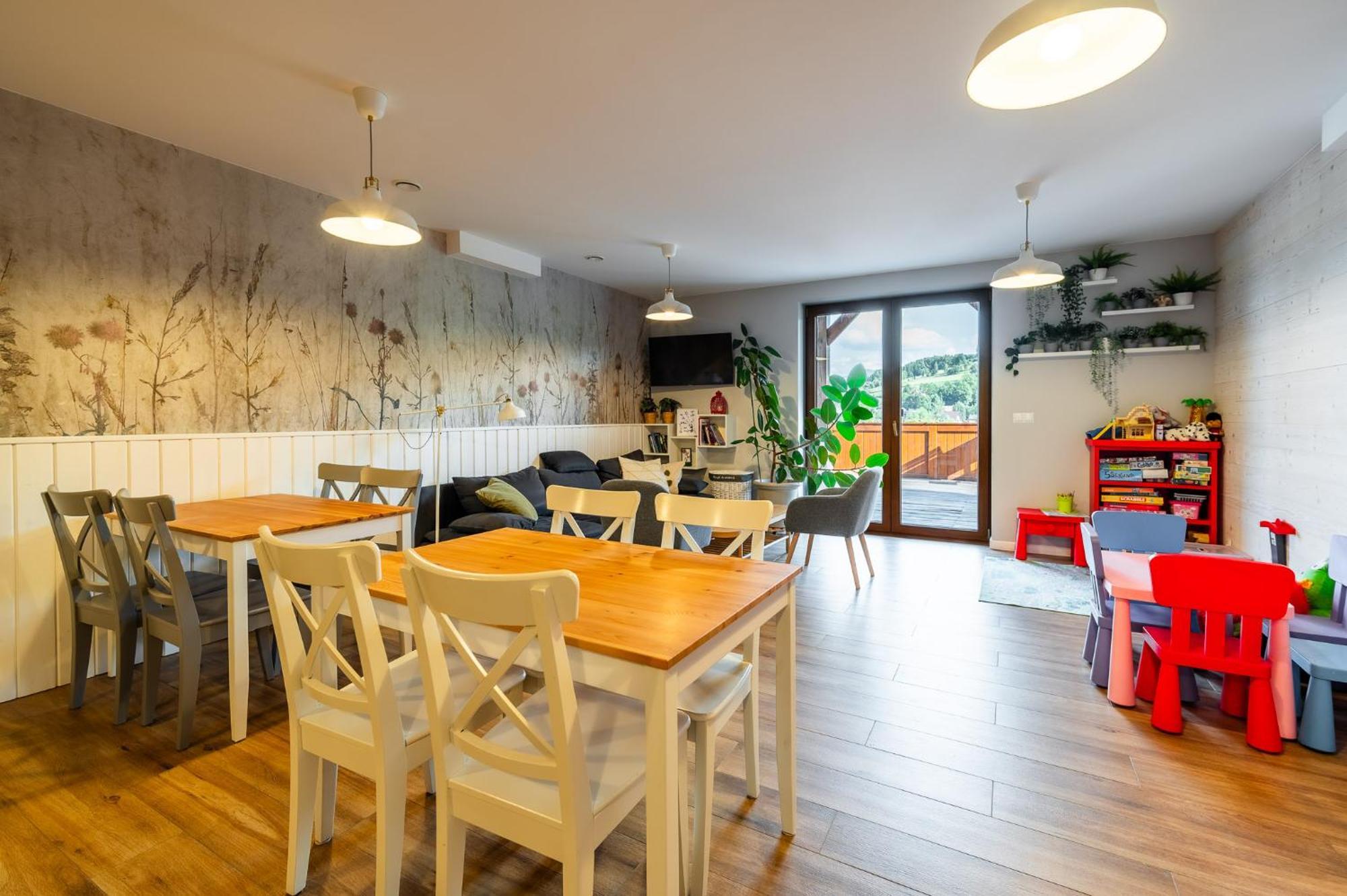 Apartamenty Black Lion Pcim Екстер'єр фото