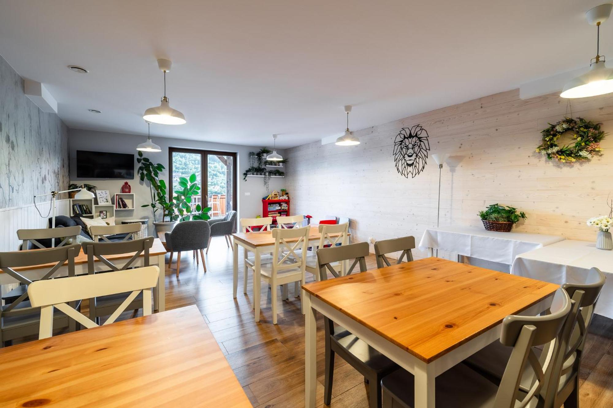 Apartamenty Black Lion Pcim Екстер'єр фото