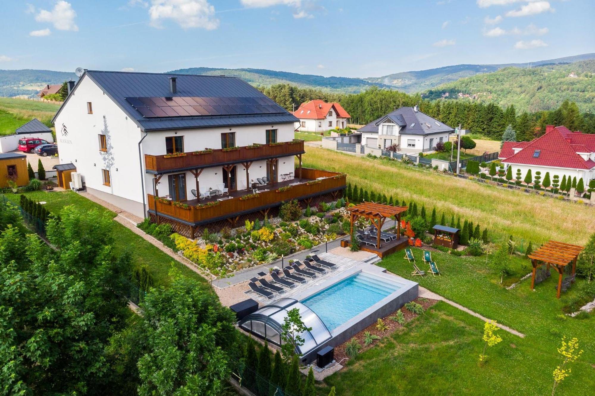 Apartamenty Black Lion Pcim Екстер'єр фото